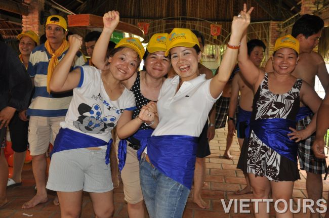 Team Building Sức Mạnh Đôi Tay
